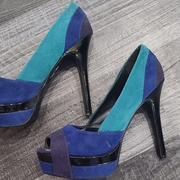 Blue Color-block High Heels - Picture 1 of 5